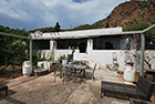 Panarea centrale casa con terreno