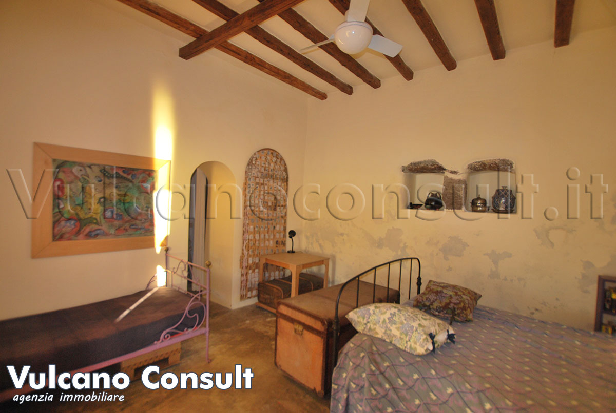 Casa tipica vista mare Alicudi