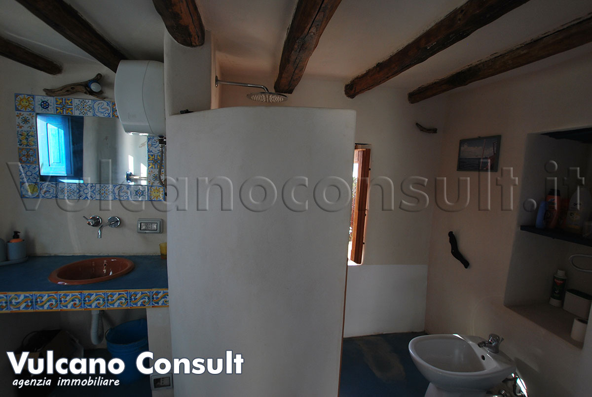 Bagno con doccia