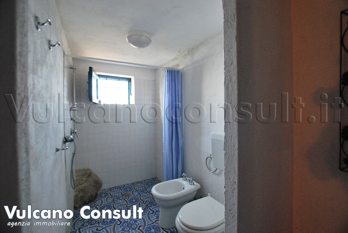 Bagno con doccia