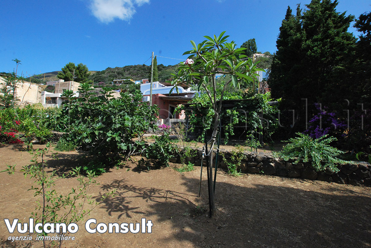 Villa con dependance Filicudi