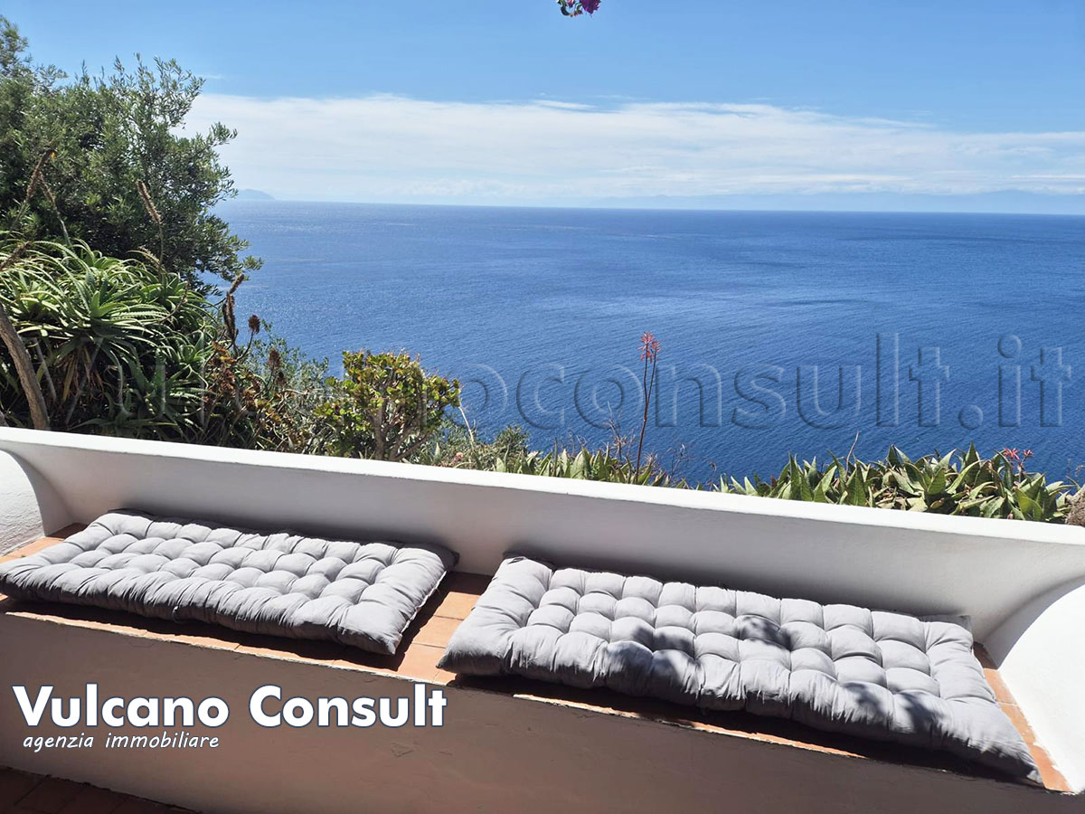 Casa indipendente vista mare Filicudi