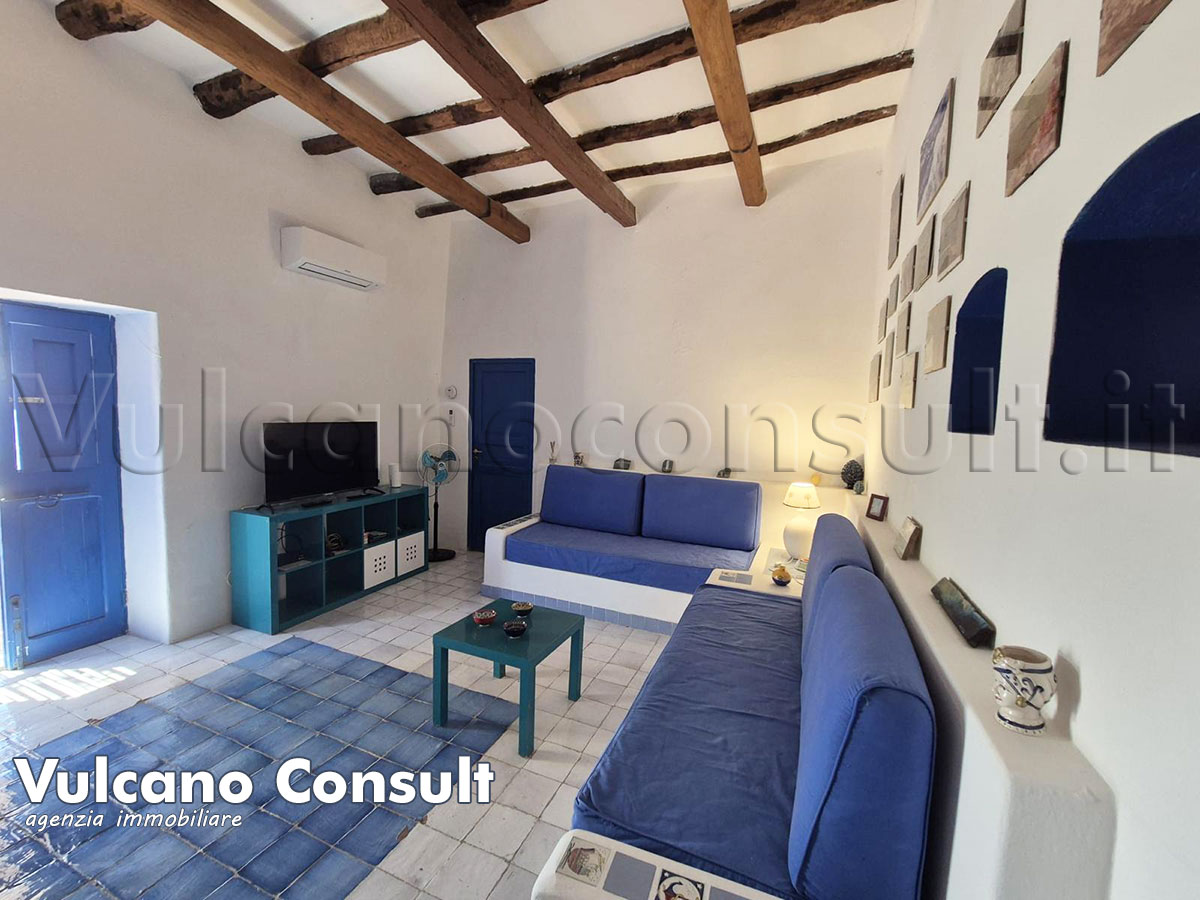 Casa indipendente vista mare Filicudi