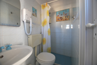 Bagno con doccia