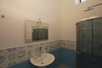 Bagno con doccia