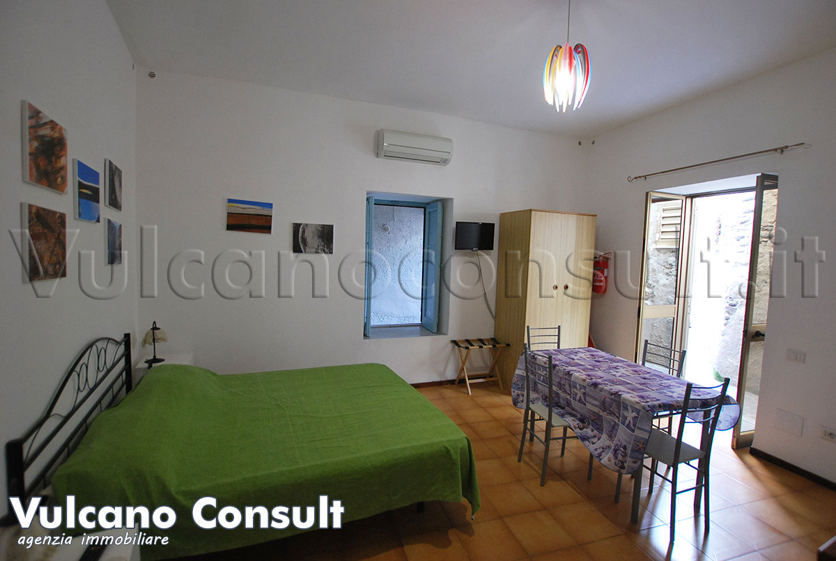 Studio pomice Canneto Lipari da 224