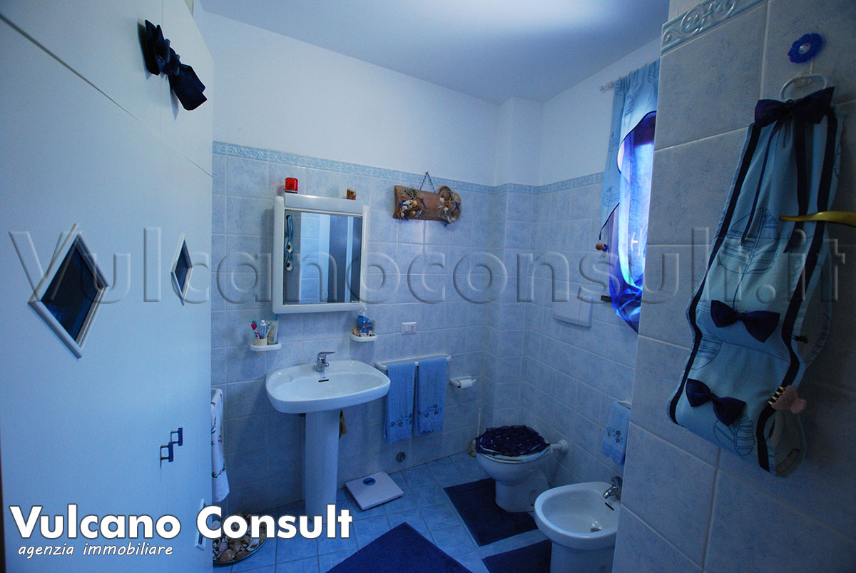 Bagno con doccia