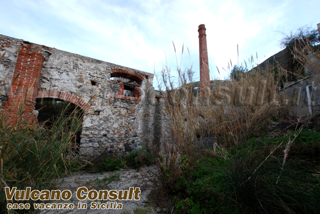Fabbricato sul mare Acquacalda Lipari