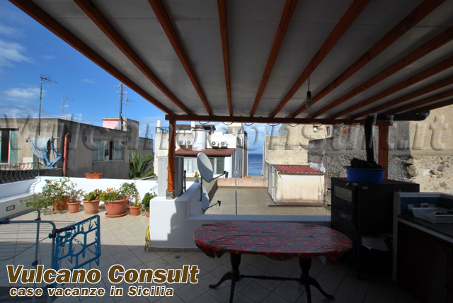 terrazzo coperto / mare