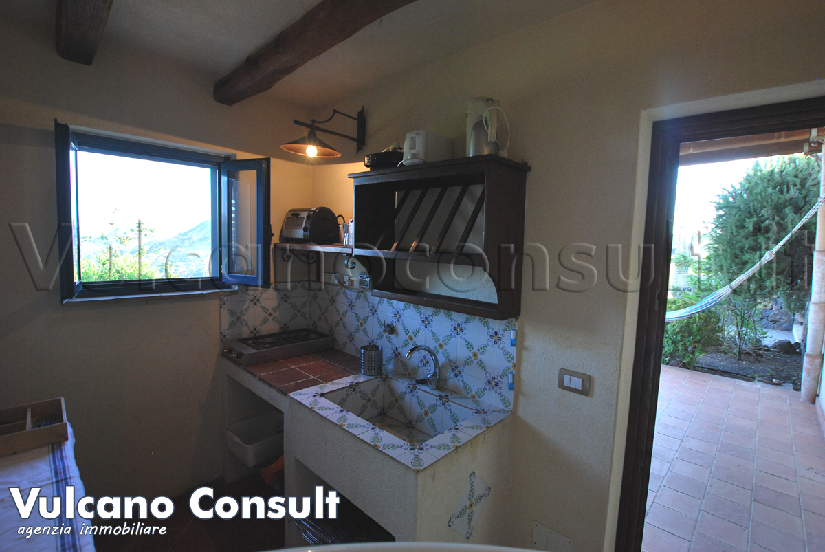 Small typical villa in Lipari, S. Margherita area