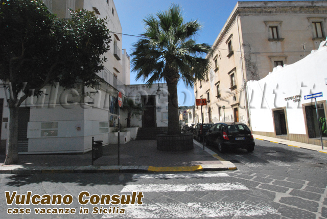 Vendesi casa Corso Lipari