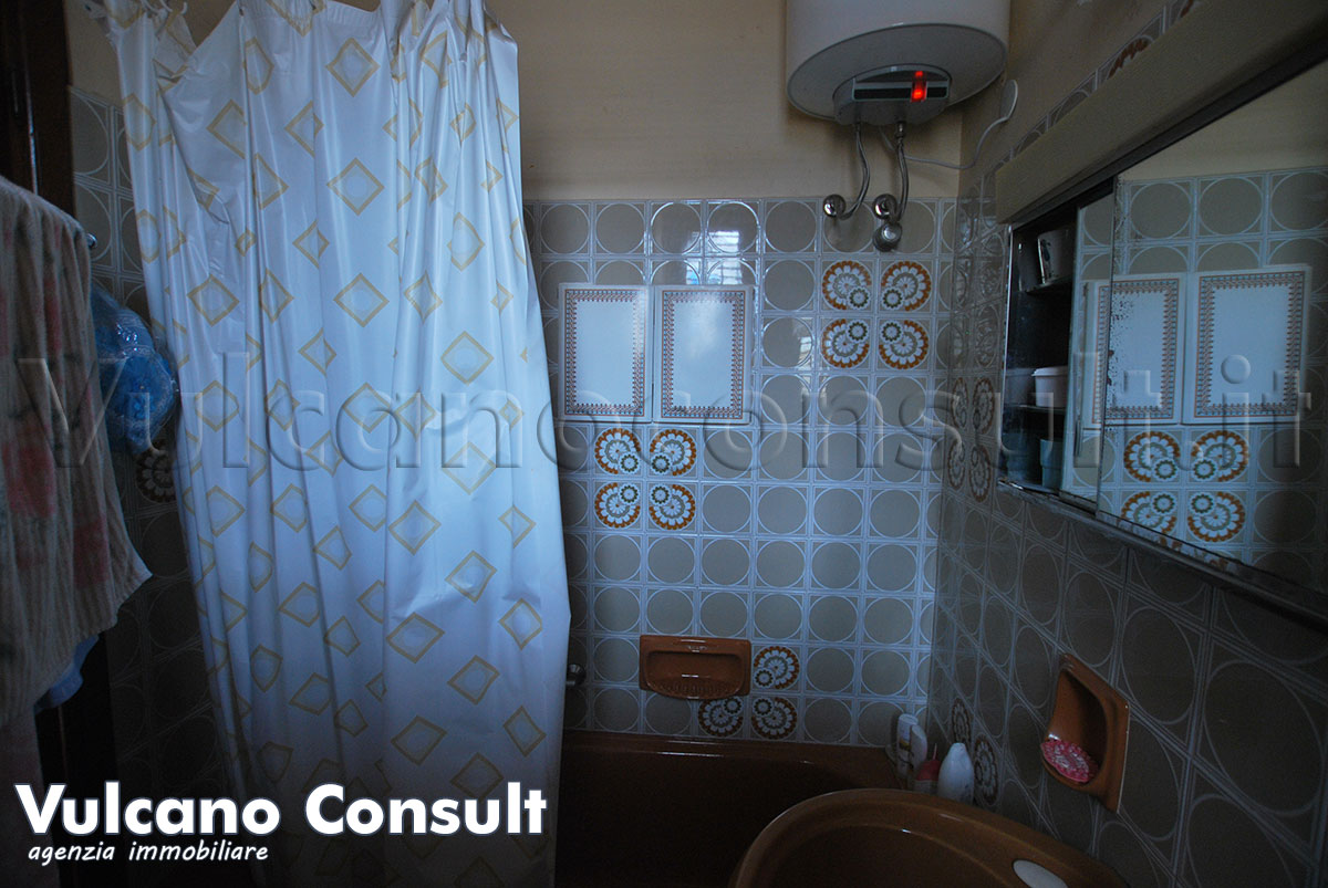 Bagno con doccia