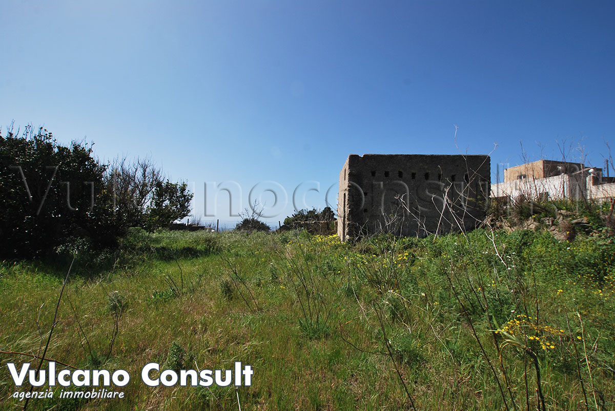 Vendesi rudere e terreno con progetto Pianoconte