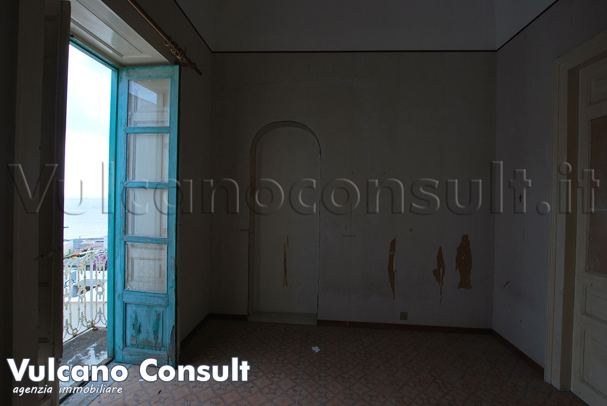 Vendesi casa Nazario Sauro Canneto Lipari