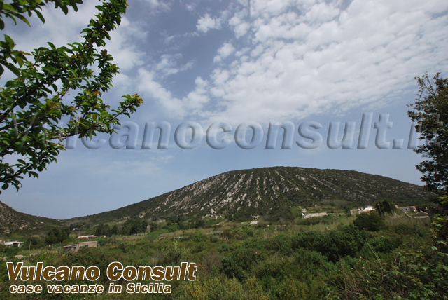 Rudere con progetto approvato Lami Lipari