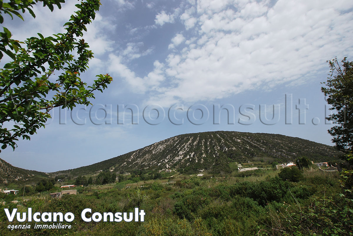 Rudere con progetto approvato Lami Lipari