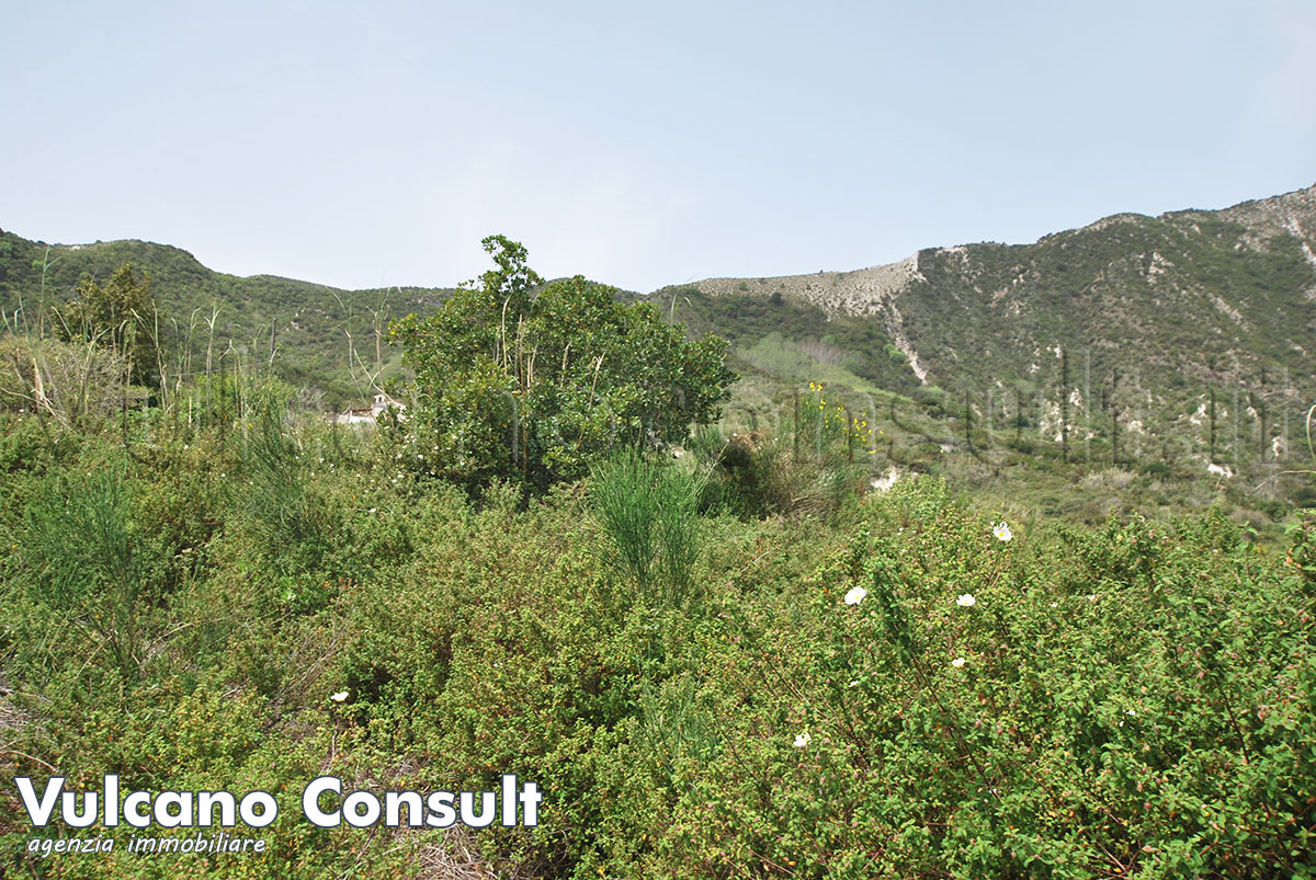 Rudere con progetto approvato Lami Lipari