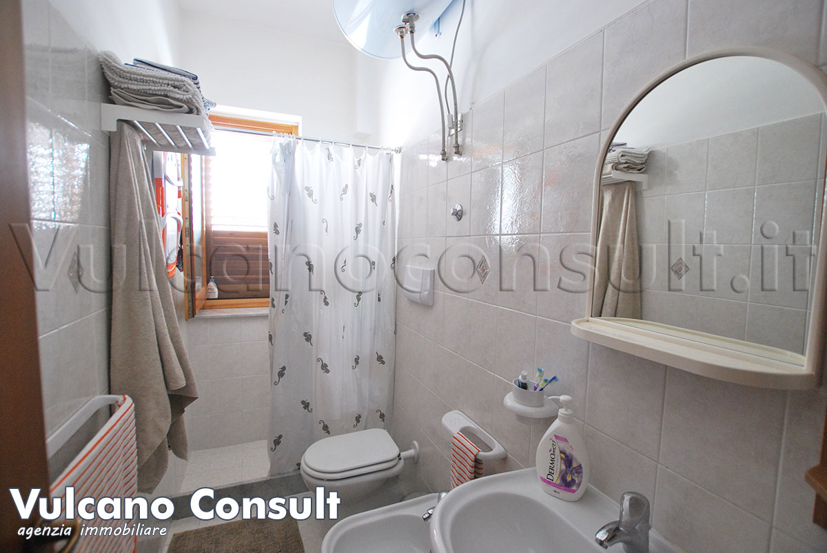 Bagno con doccia