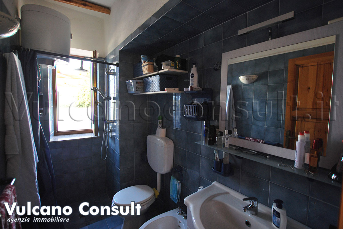 Bagno con doccia