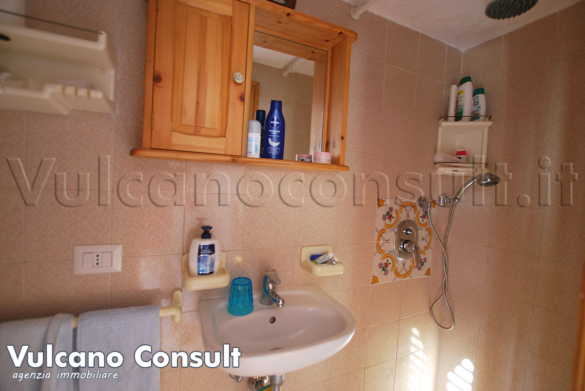 Bagno con doccia