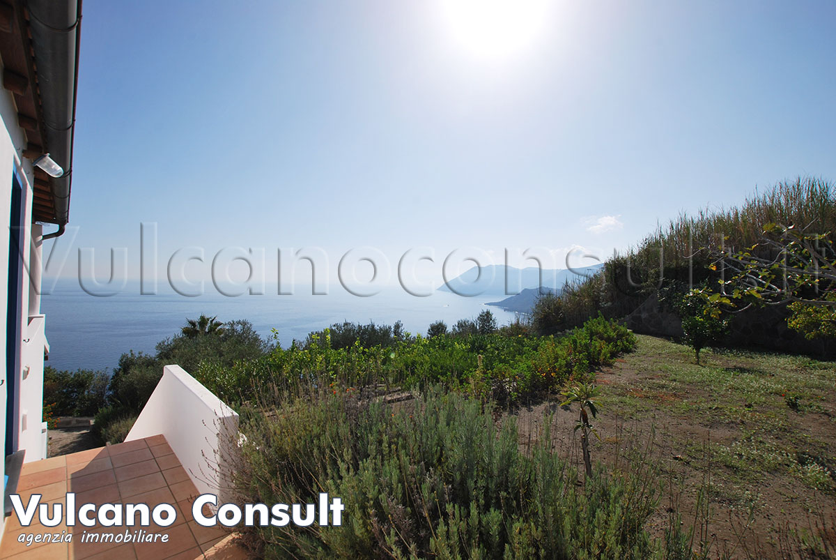 vendesi villa Cappero Lipari
