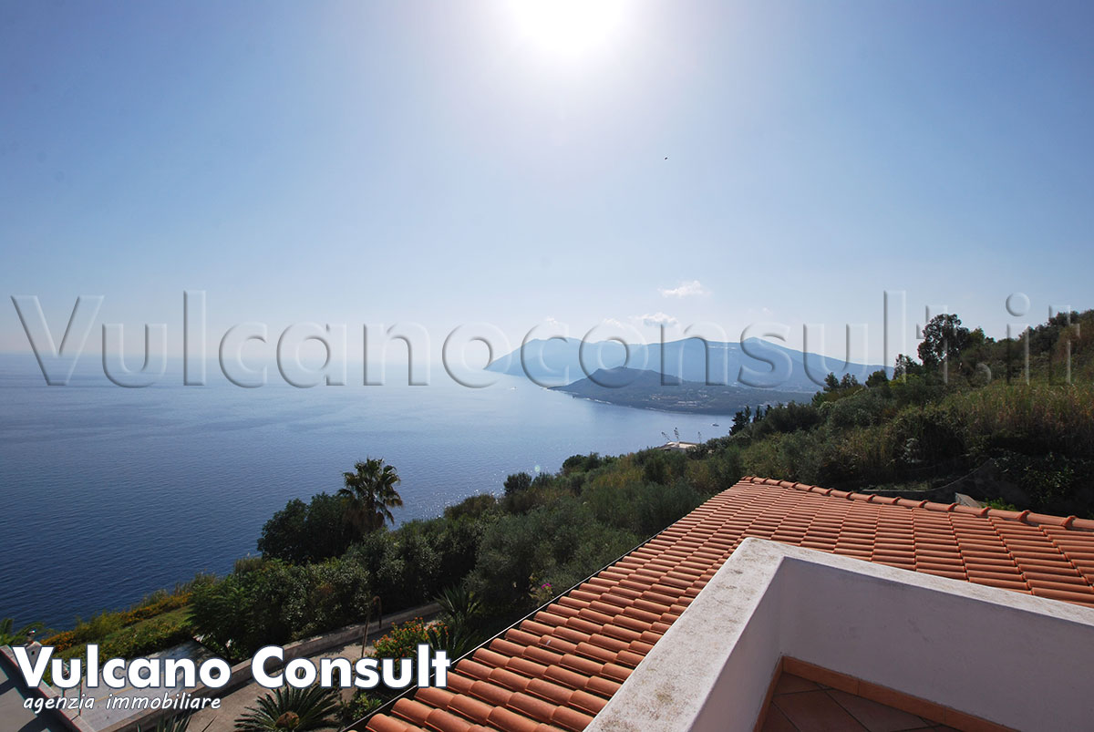vendesi villa Cappero Lipari