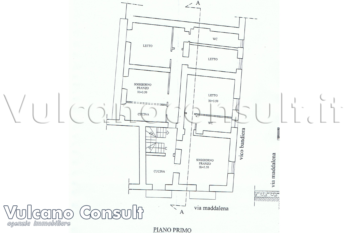 Fabbricato diviso in quattro appartamenti