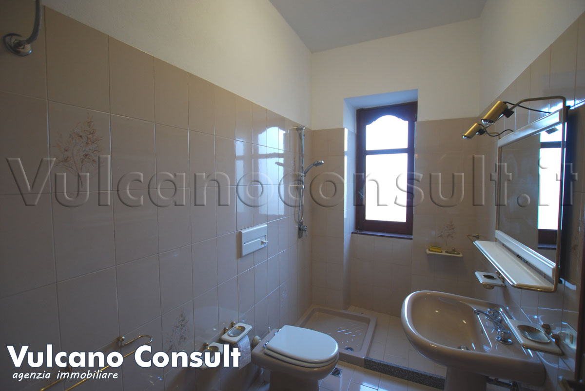 Bagno con doccia Bagno con doccia