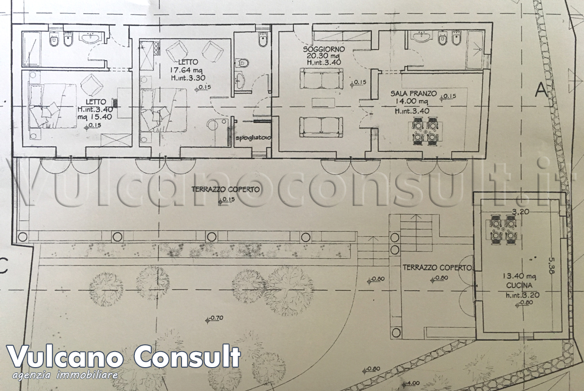 Rudere sul mare con progetto