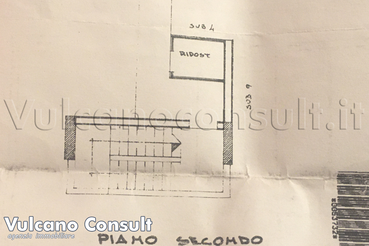 Planimetria secondo piano Planimetria secondo piano