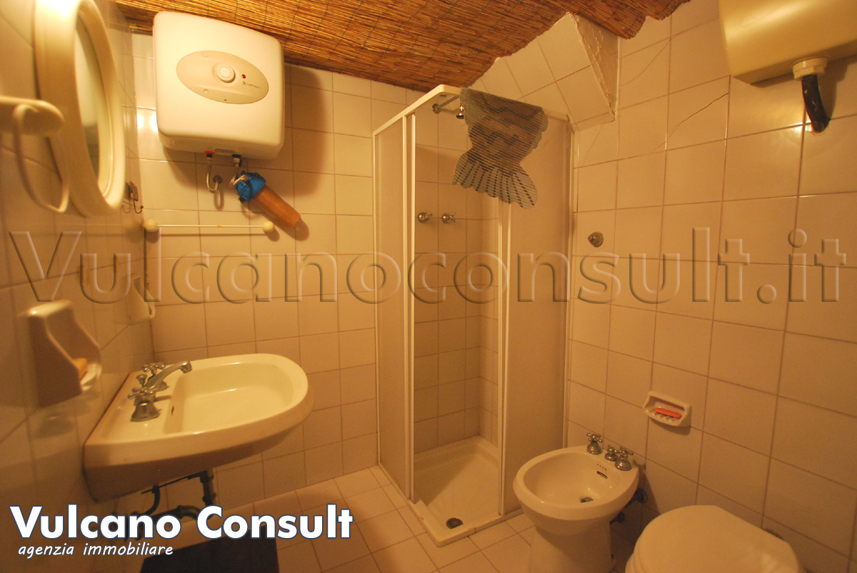 Bagno con doccia