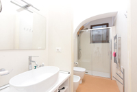 Bagno con doccia