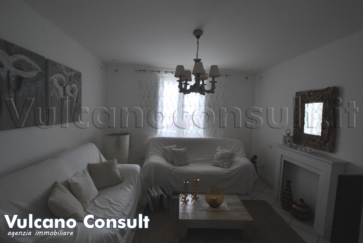 Casa fronte mare Canneto Lipari