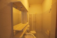 Bagno con doccia