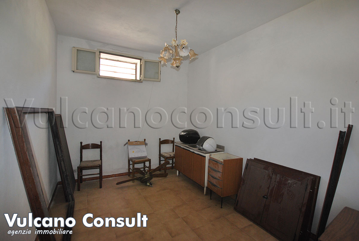 Lipari casa indipendente Lami con terreno