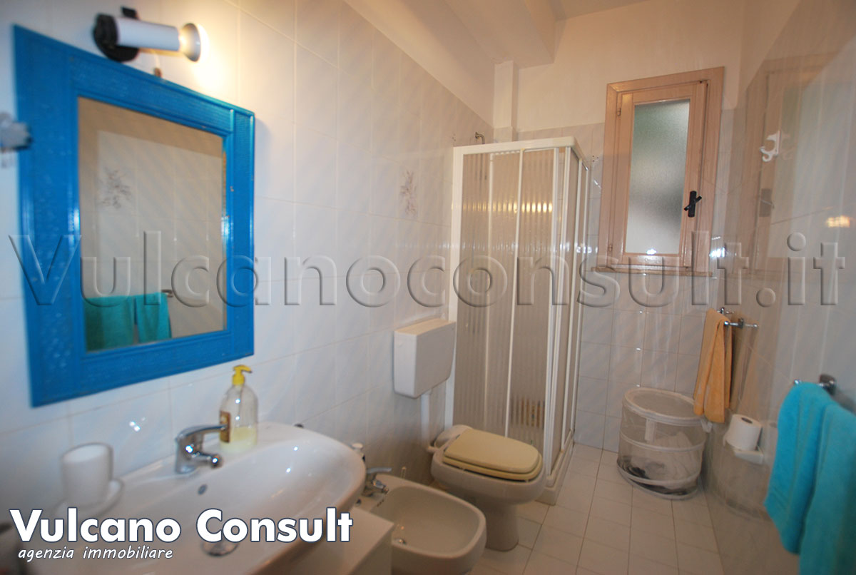 Bagno con doccia