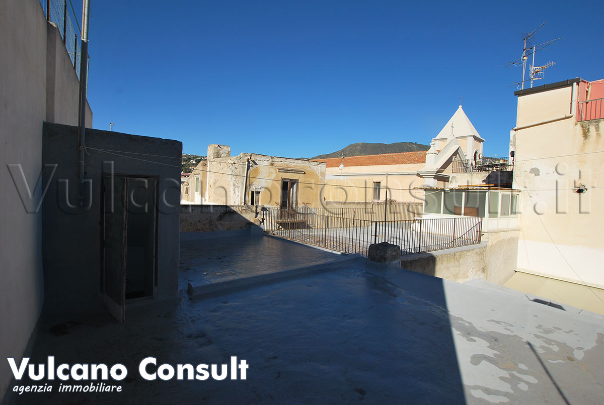 Casa primo piano Corso Vittorio Emanuele Lipari