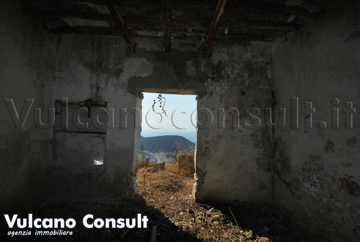 Rudere Pomiciazzo Lami Lipari