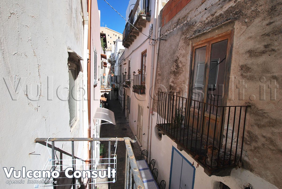 Casa vicolo centro storico Lipari