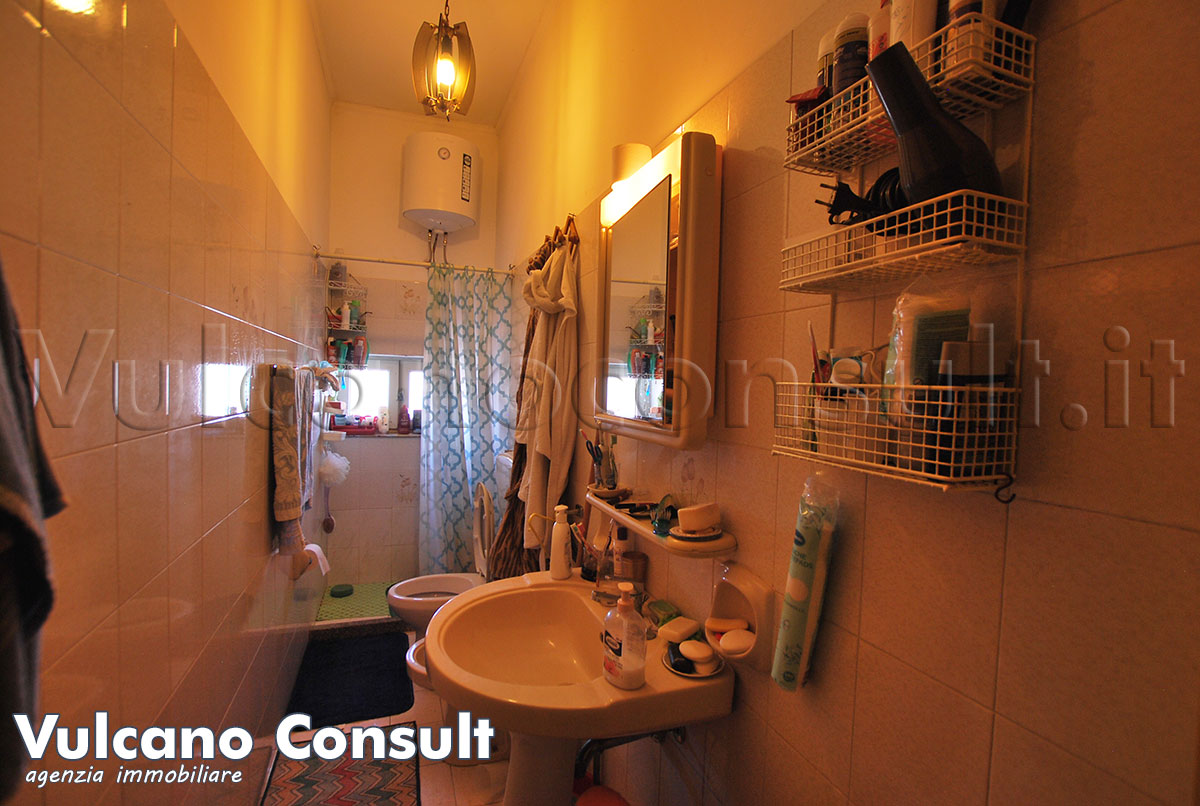 Bagno con doccia