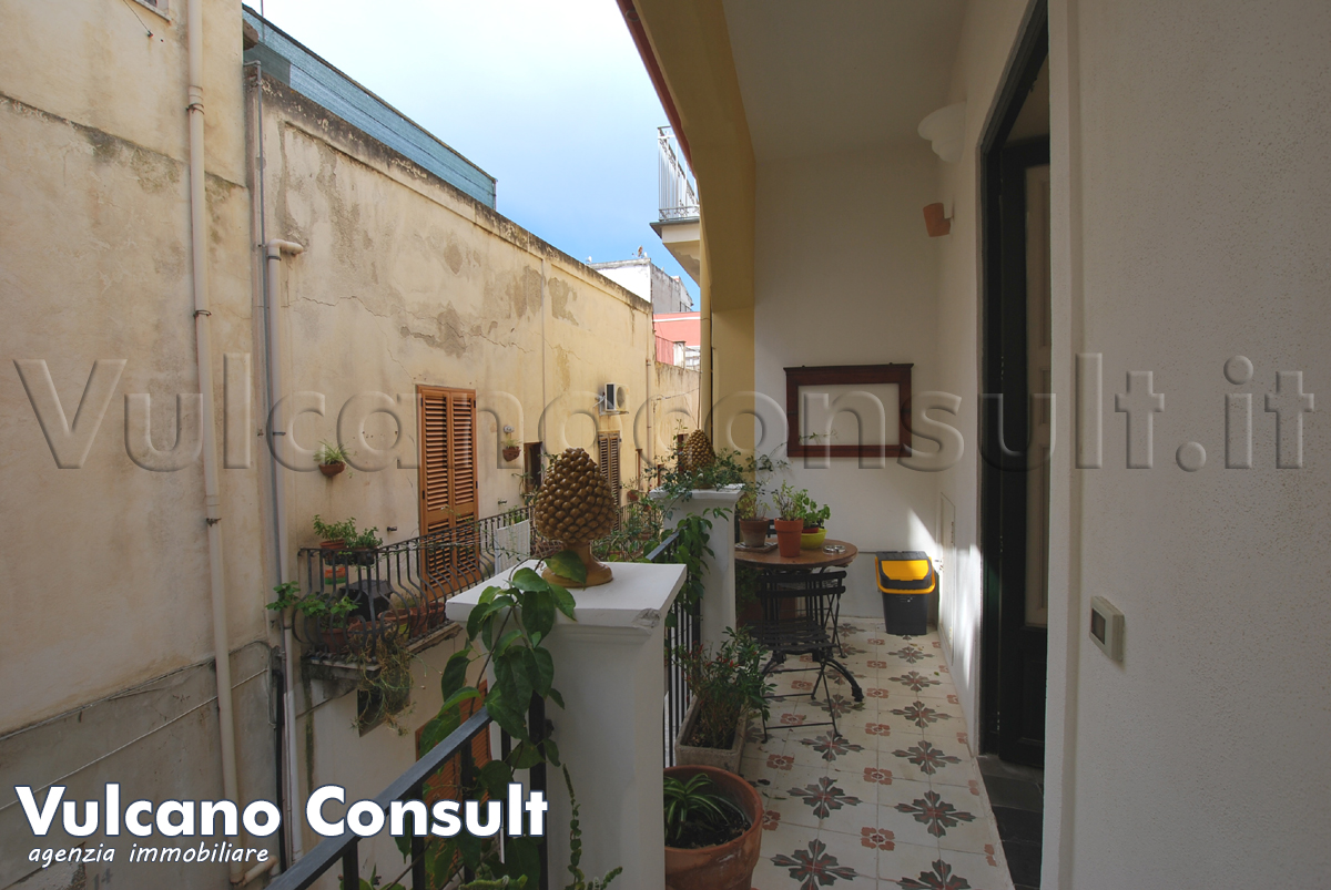 Old town refurbished flat