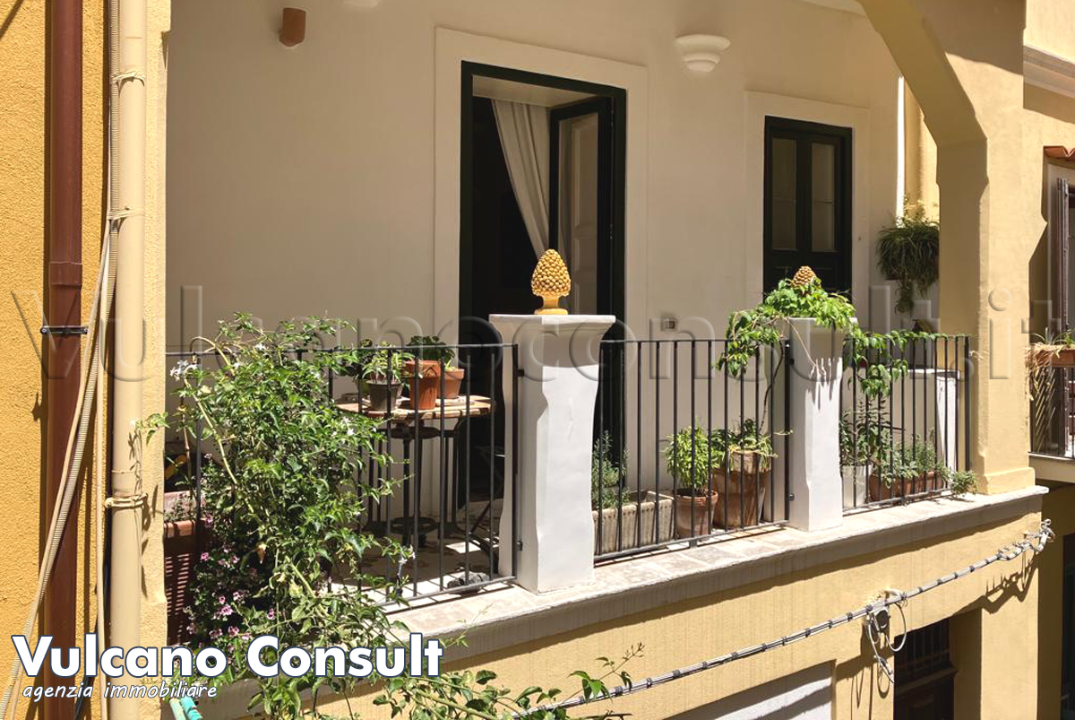 Old town refurbished flat