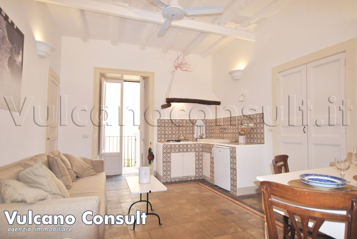 Old town refurbished flat