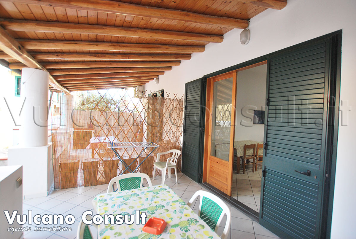 Canneto appartamento con terrazzo