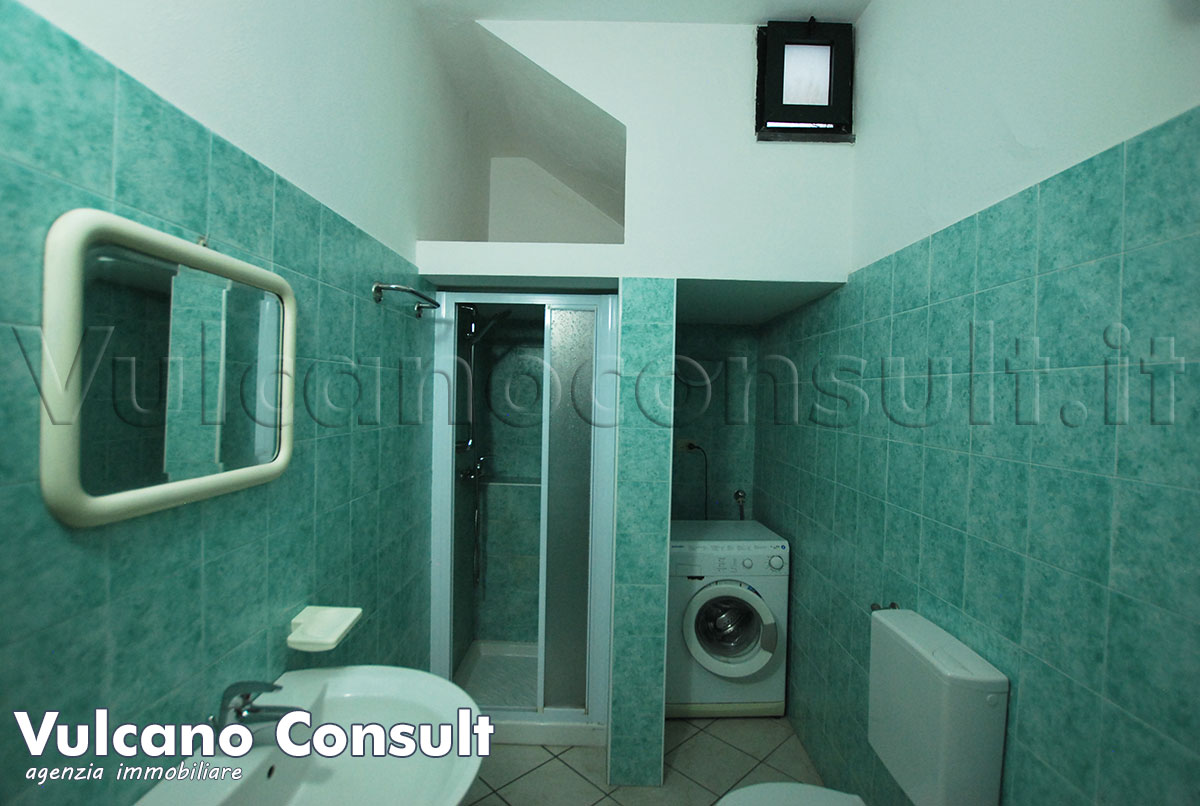 Canneto appartamento con terrazzo