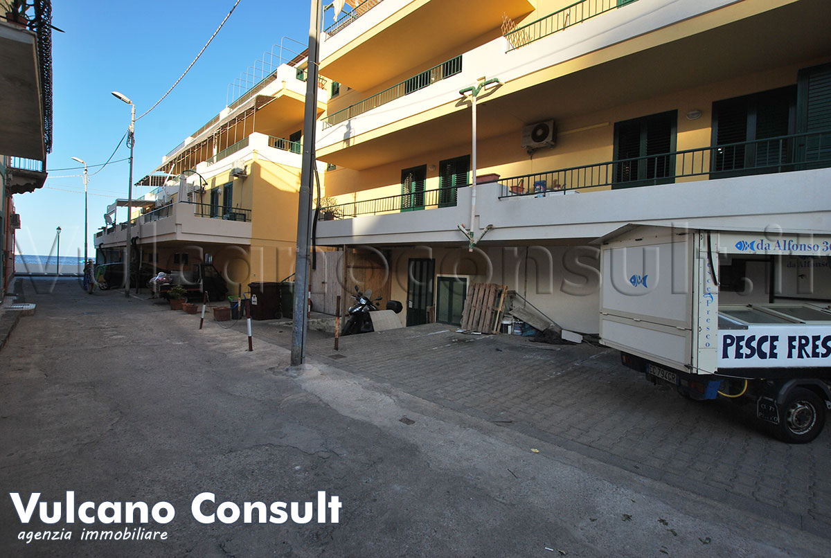 Canneto appartamento con terrazzo