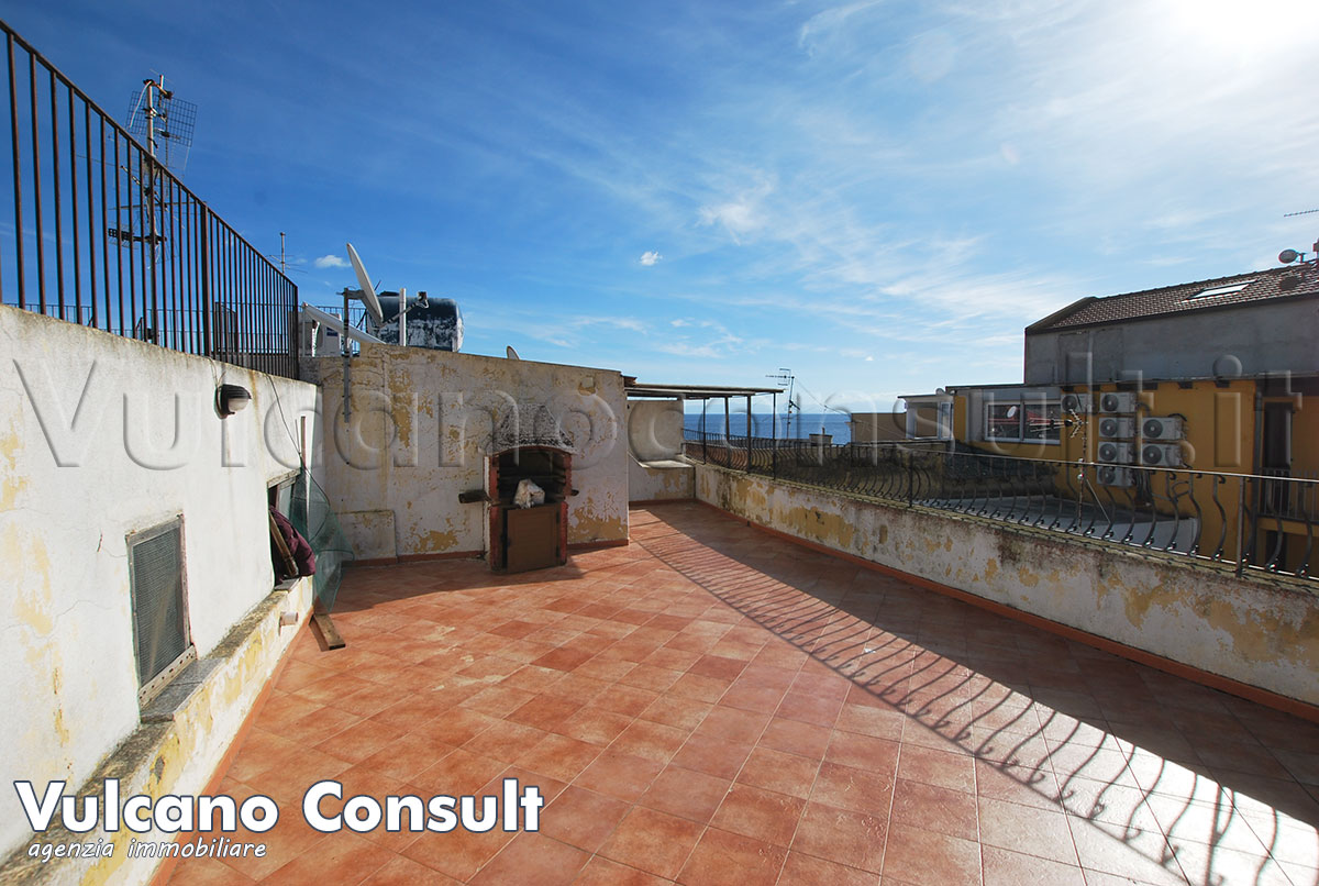 Appartamento Vico Volpe centro Lipari