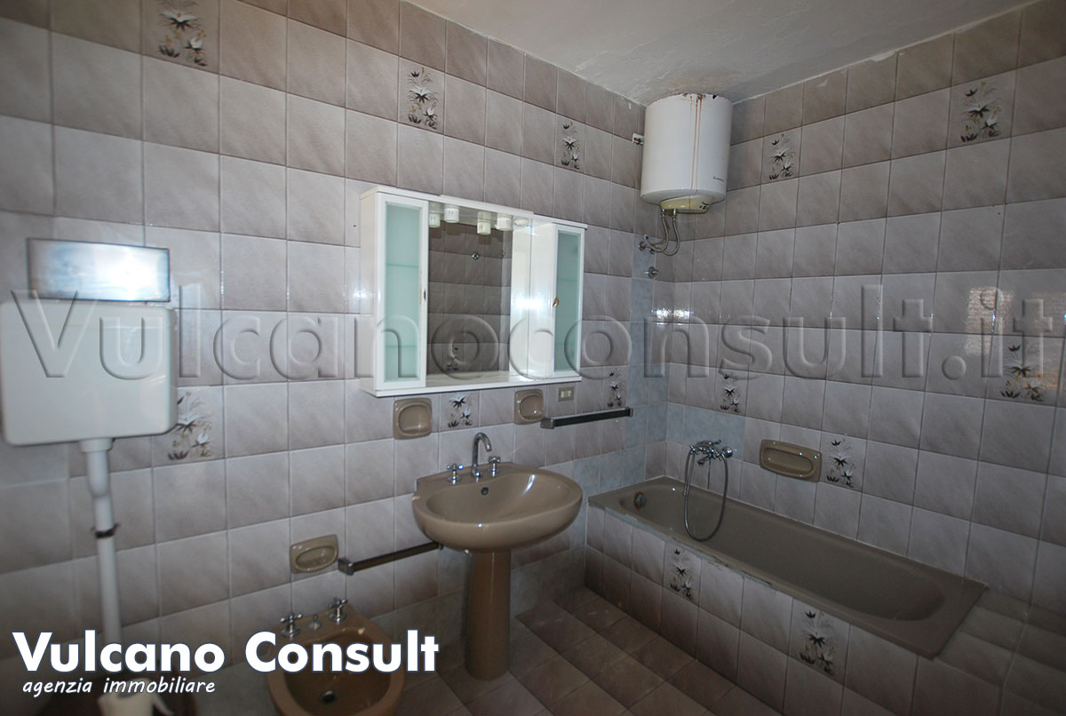 Appartamento Vico Volpe centro Lipari