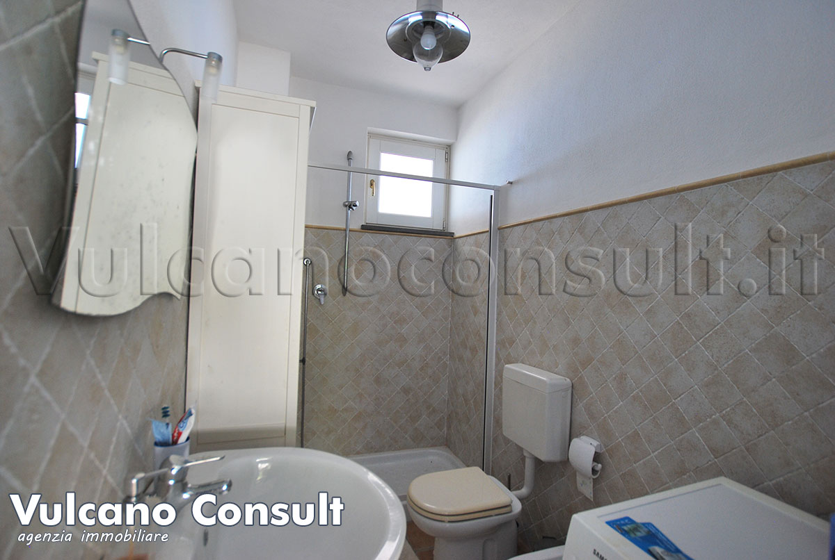 Bagno con doccia