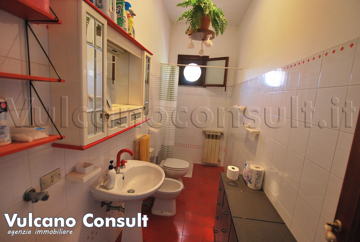 Bagno con doccia